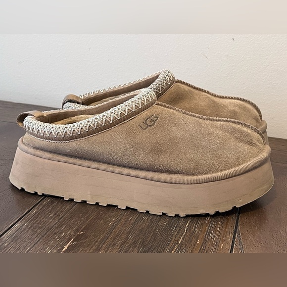 UGG Tasman Platform Slippers Womens size 8 - Picture 7 of 11